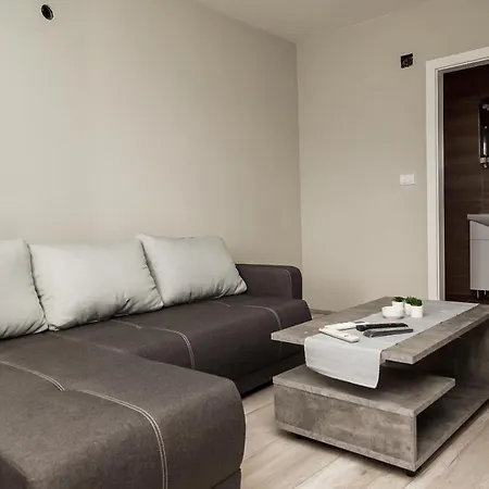 Apartment Royal