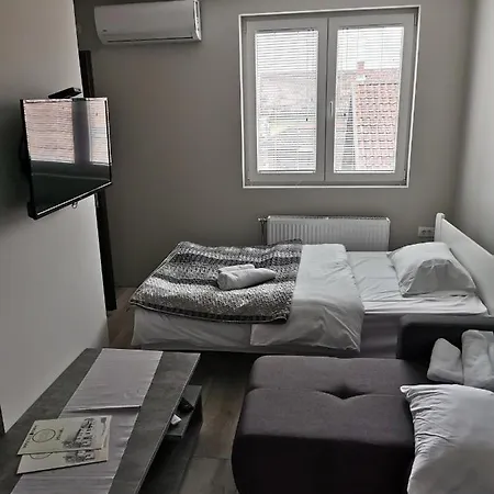 Royal * Bajina Basta