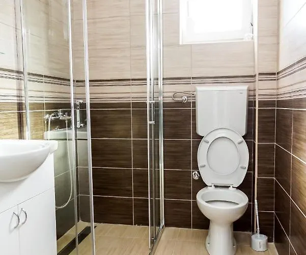 Royal * Bajina Basta